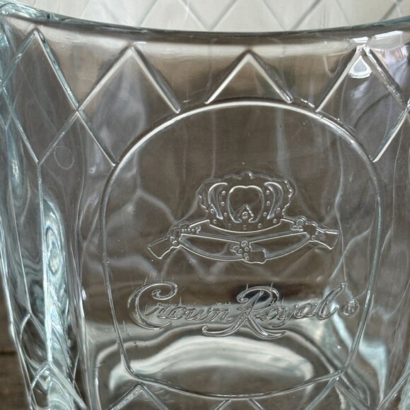 Crown Royal Whiskey Glass Embossed Diamond Low Ball Barware Set of 2 Glasses - Picture 2 of 9
